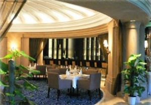 Gloria Grand Hotel Хайкоу Екстериор снимка